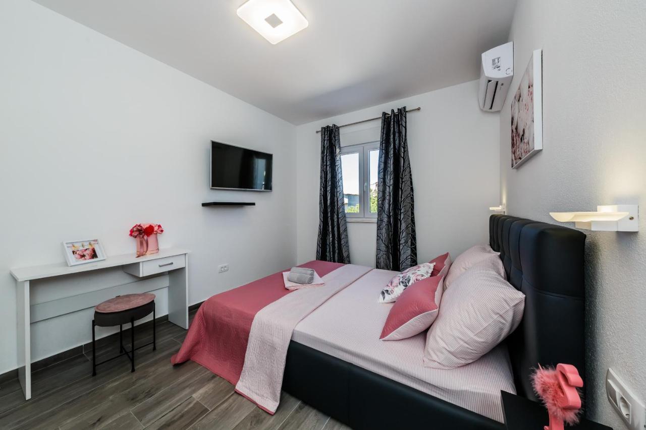 Vila Morena Kastela Ngoại thất bức ảnh