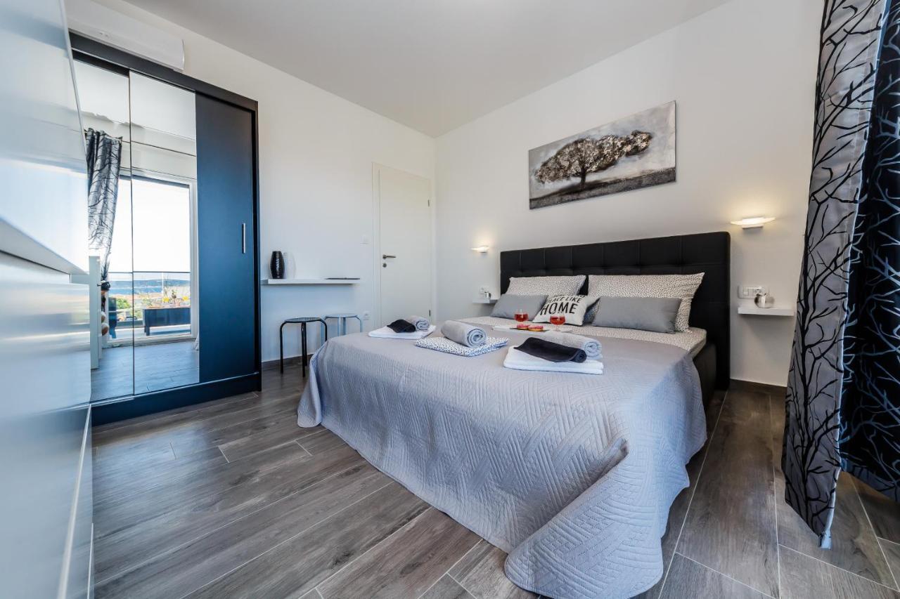Vila Morena Kastela Ngoại thất bức ảnh